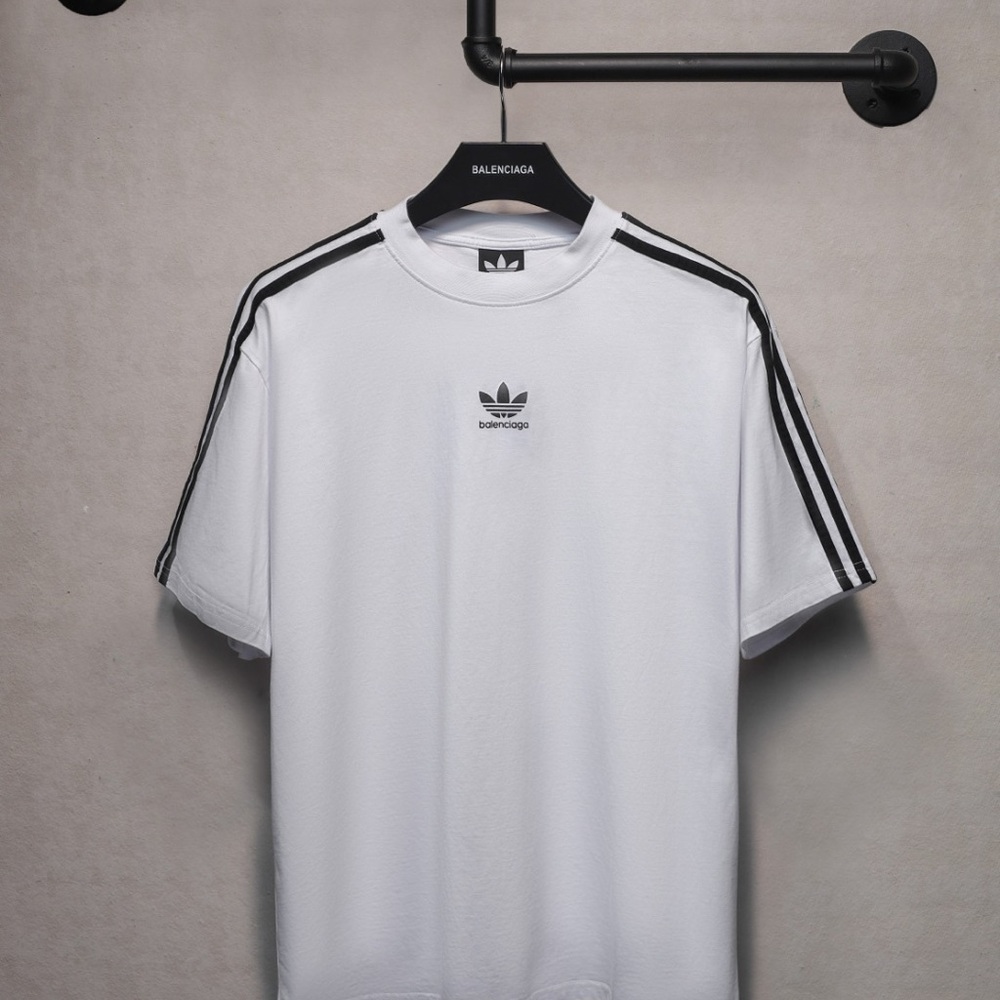 Adidas Classic Embroidered Short Sleeve T-Shirt
